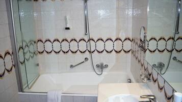 Double or Twin Room, Balcony, Mountain View | Bathroom | Hair dryer, towels, soap, shampoo