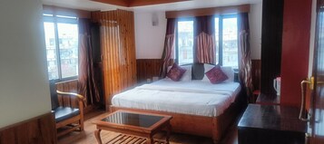 Down comforters, memory foam beds, laptop workspace, free WiFi
