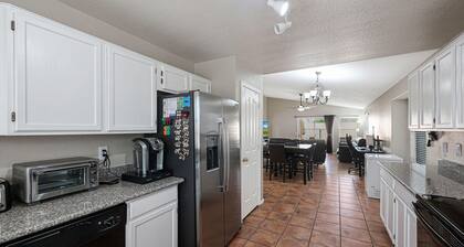 Charming house with Pool, WiFi and AC in fantastic East Mesa