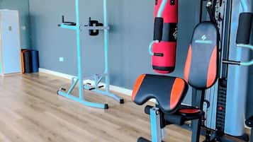 Apartment, 2 Bedrooms, Balcony, City View | Fitness facility