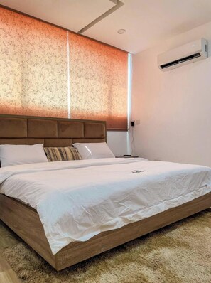 Apartment, 2 Bedrooms, Balcony, City View - Luxurious 2-bedroom Apartment in Lagos With City View (Lagos)