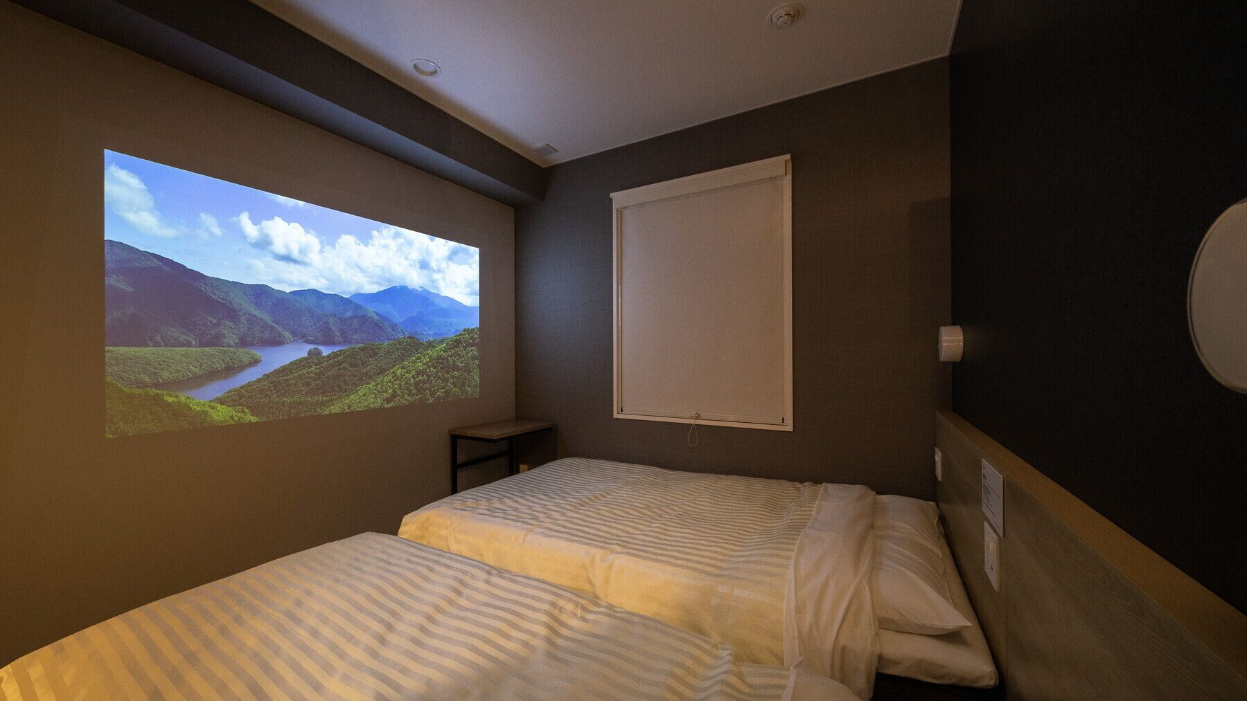 Down duvets, desk, laptop workspace, soundproofing
