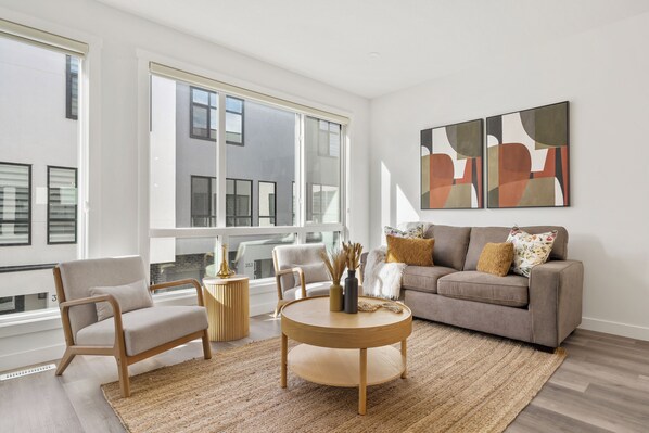 Smart TV, offices