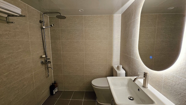 Double Room | Bathroom - Hotel Rio (Seoul)