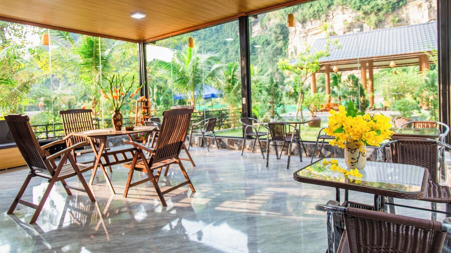 Hoang Minh Mountainside Villa