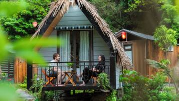 Deluxe Bungalow, Mountain View | Minibar, blackout curtains, soundproofing, free WiFi