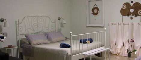 1 chambre, Wi-Fi gratuit, draps fournis