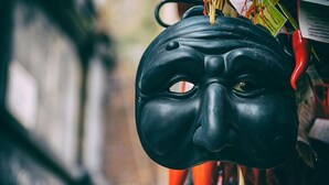 تفاصيل الفندق من الخارج