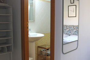 1 dormitorio, wifi gratis, ropa de cama