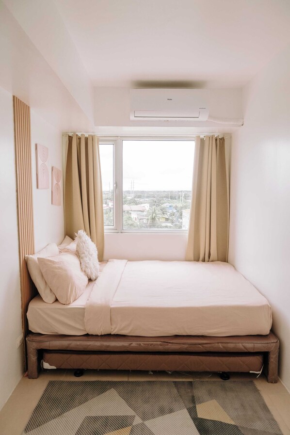 1 bedroom - K2 Nordic-inspired Cozy Space (Iloilo)