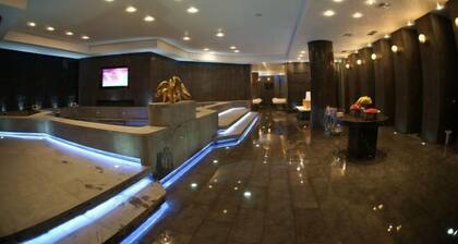 Yingkou International Hotel