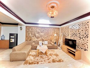 Basic Double Room | Living area - Van Cao by HPT Home (Hai Phong)