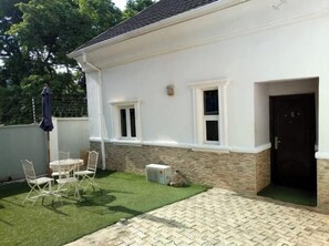 Esterni