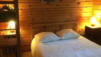 2 chambres, fer et planche Ă repasser, draps fournis