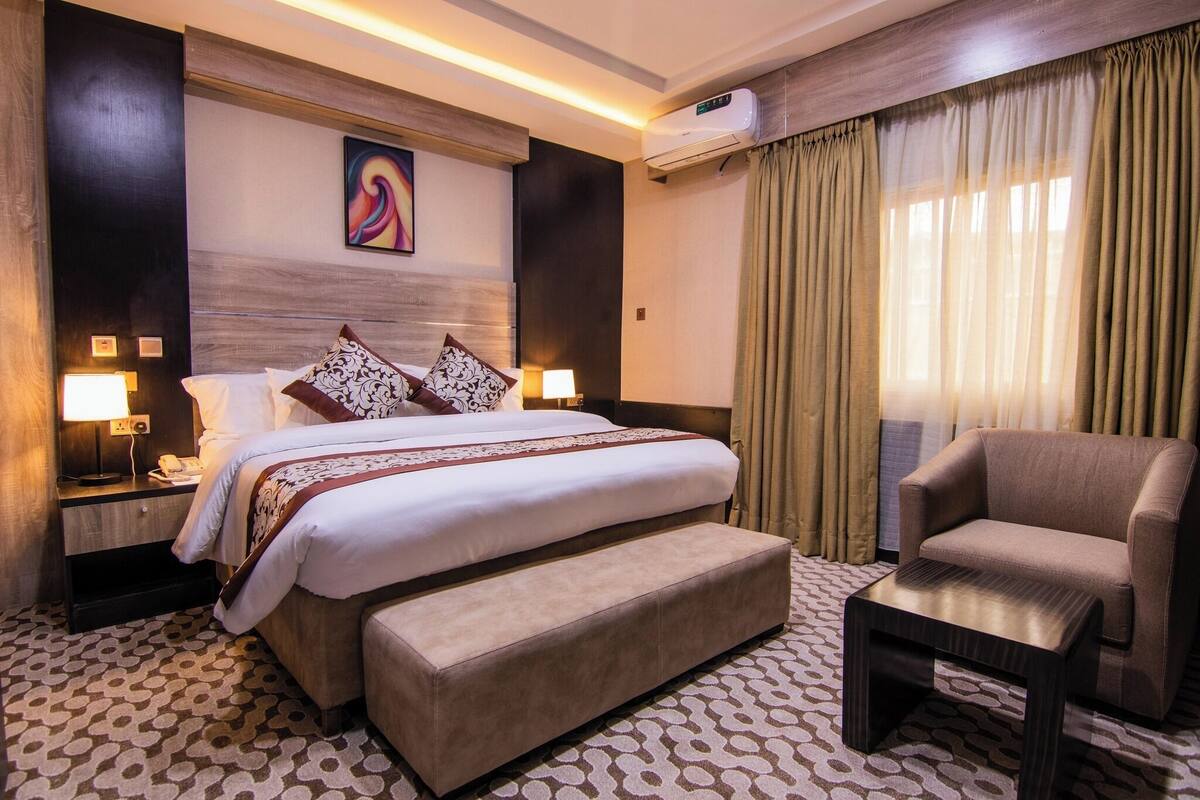 Junior Room, Balcony, City View | Desk, laptop workspace, blackout drapes, soundproofing