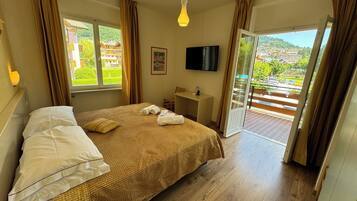 Standard Double or Twin Room, Terrace | Free WiFi