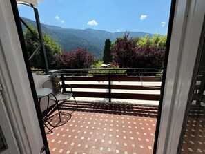 Standard Double or Twin Room, Balcony, Lake View | Balcony