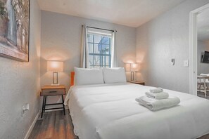 1 bedroom, free WiFi, bed sheets