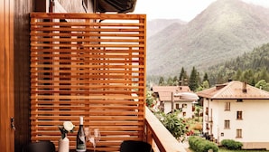 Chambre Double ou avec lits jumeaux, vue vallée | Terrasse/Patio