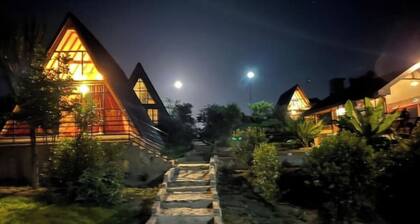 Topi cottages