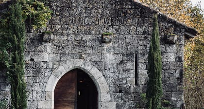 La tour d'avance: former hunting lodge of Henri IV, between Bordeaux and Agen