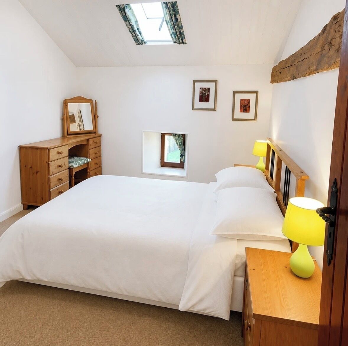 2 chambres, fer et planche à repasser, lit parapluie, Wi-Fi gratuit