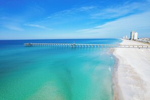 On the beach - 65 Ramsgate!  Brand New Remodel-Just spectacular. VIP Beach Service Included. (Panama City Beach)