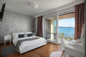 4 bedrooms, free WiFi, bed sheets - Beautiful Villa Sale (Sukošan)