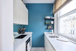 Apartment | 1 bedroom - The Chelsea Gem - Charming 1bdr With Balcony (London)