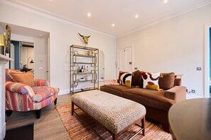 Apartment | 1 bedroom - The Chelsea Gem - Charming 1bdr With Balcony (London)