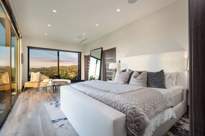 Villa, Meerdere bedden, toegang tot zwembad, uitzicht op bergen (Gayle Villa) | 6 slaapkamers, individueel gedecoreerd, individueel gemeubileerd
