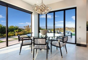 Dining - Gayle Villa (Tarzana)