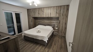 2 bedrooms, free WiFi, bed sheets - Villa Pauliana (Povljana)