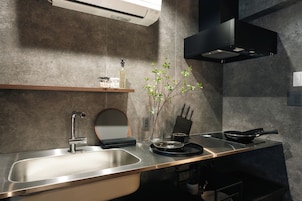 基础客房, 无烟房 (WATER) | 私人厨房 | 迷你冰箱、微波炉、炉灶、电热水壶