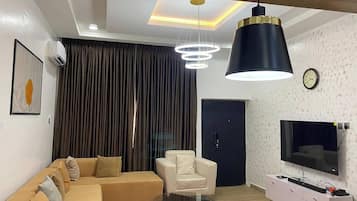 Economy Apartment, Balcony, City View | Living area