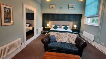 1 bedroom, iron/ironing board, travel crib, WiFi