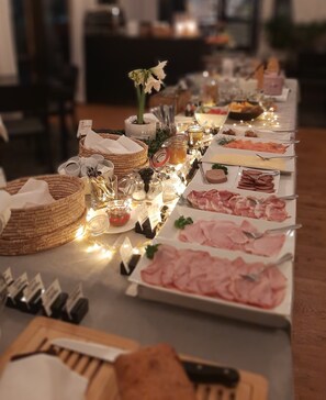 Desayuno buffet incluido todos los días