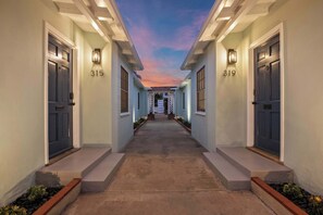 Exterior detail - Ocean Retreat 1BR Walk to Windansea Beach (San Diego)