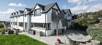Stunning Abersoch Home with Hot Tub and Ocean Views
