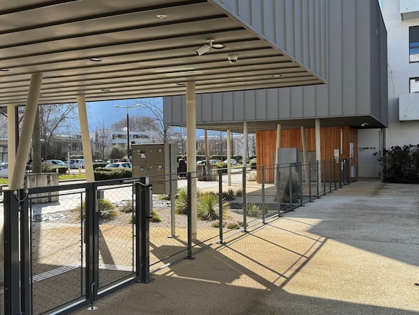 Enceinte de l’hébergement