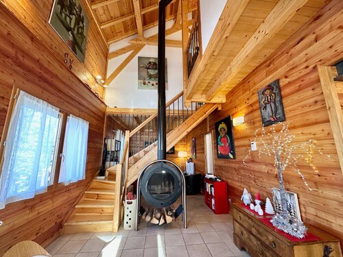 Family chalet with sauna and gym, 2 parking spaces
