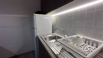 Apartment, 1 Schlafzimmer, Raucher, Balkon | Eigene Küche