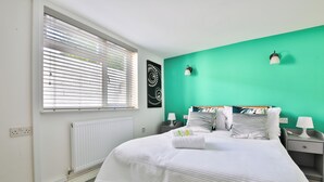 Interior - 2 Bed Apartment Near Cardiff Bay (Cardiff)