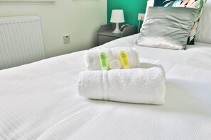 Comfort Apartment, 2 Bedrooms, Kitchen | 2 bedrooms, free WiFi - 2 Bed Apartment Near Cardiff Bay (Cardiff)