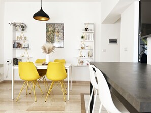 Dining - Yellow Sweet Home, to enjoy Rome with a breathtaking view of the city (Roma)