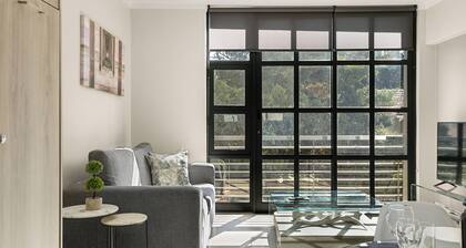 Easy Stay -The Galleries