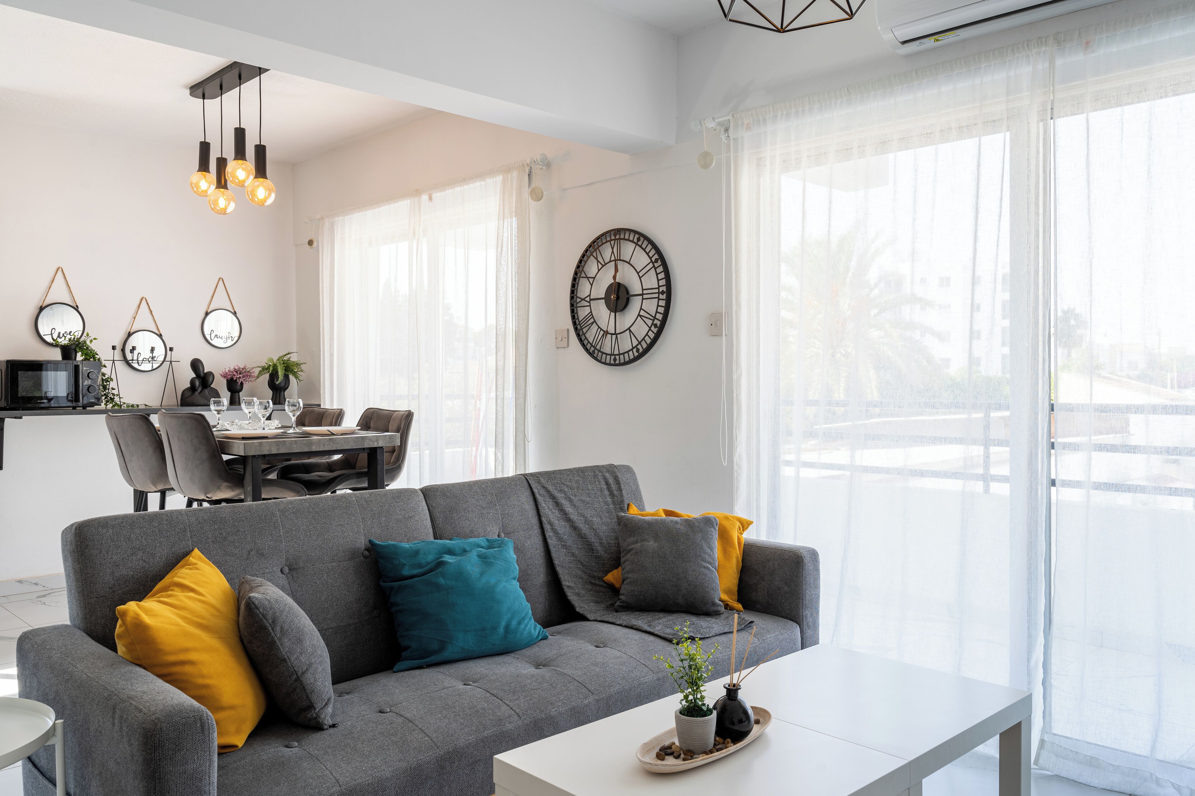 Apartment, 3 Schlafzimmer, Balkon, Stadtblick | Wohnbereich