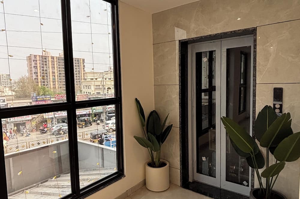 Mastiff Hotel Hinjawadi