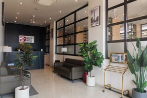 Reception - Mastiff Hotel Hinjawadi (Paud)