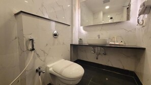Bathroom - HOTEL SIMRAN INTERNATIONAL (Raipur)